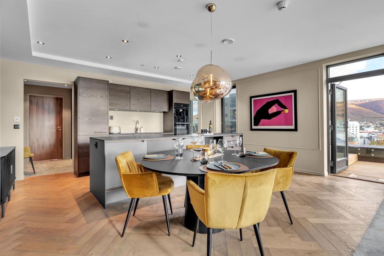 Penthouse In Downtown Tromso New Apartment ภายนอก รูปภาพ